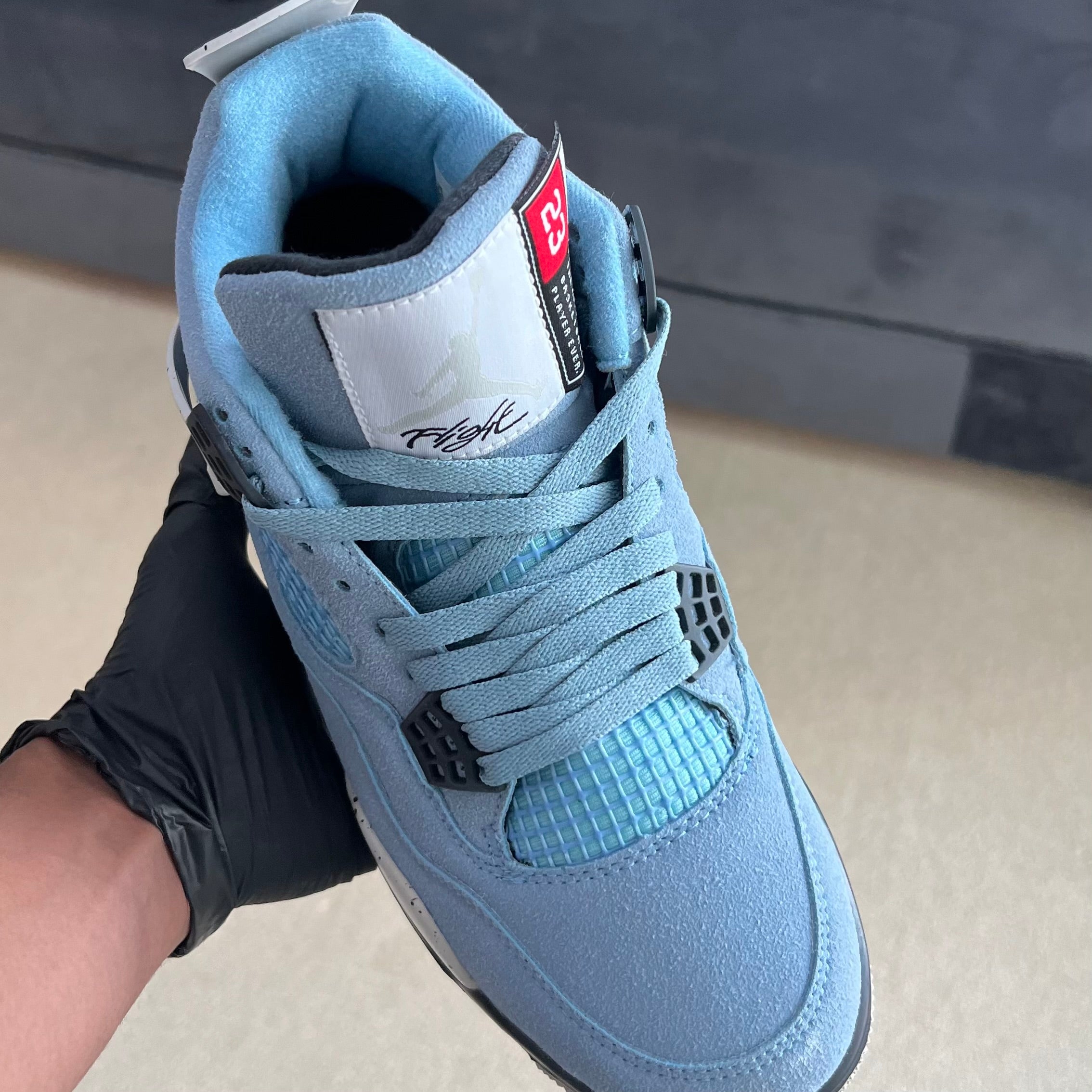Air Jordan 4 “University Blue” – SneakerLab