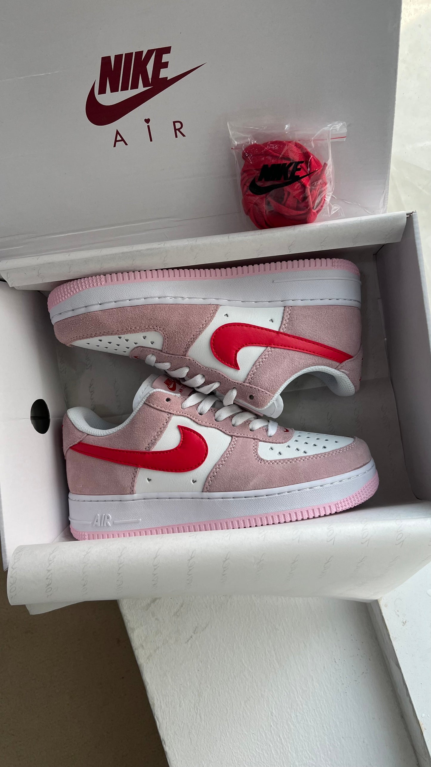 Air Force 1 Low ’07 QS “Valentine’s Day Love Letter” (Master Quality)