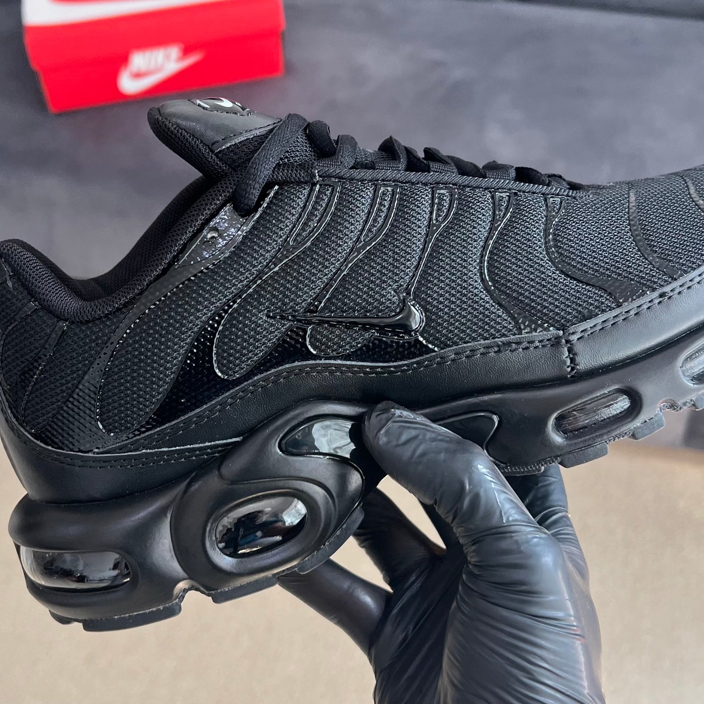 Nike Air Max Plus “Triple Black” (Master Quality)