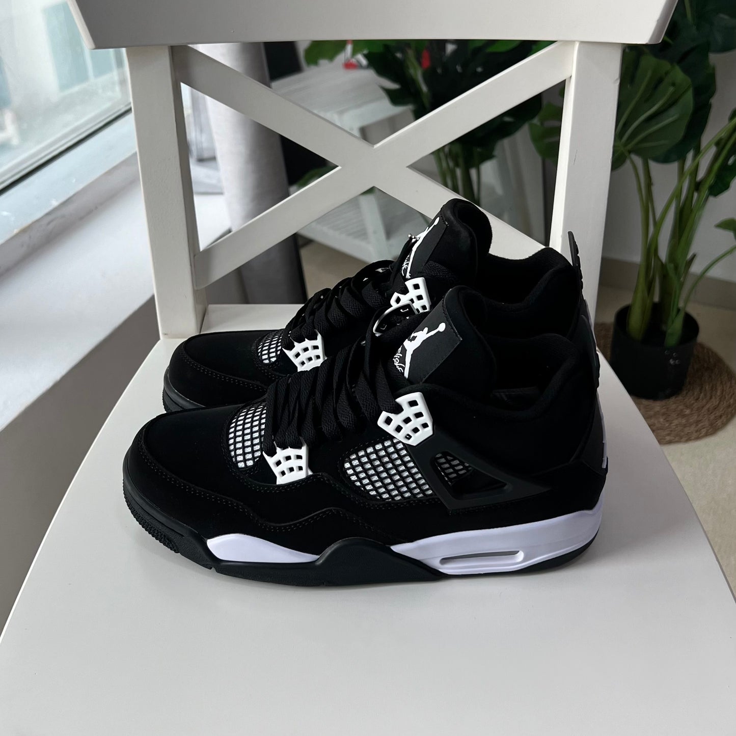 Air Jordan 4 “White Thunder” (MASTER QUALITY)
