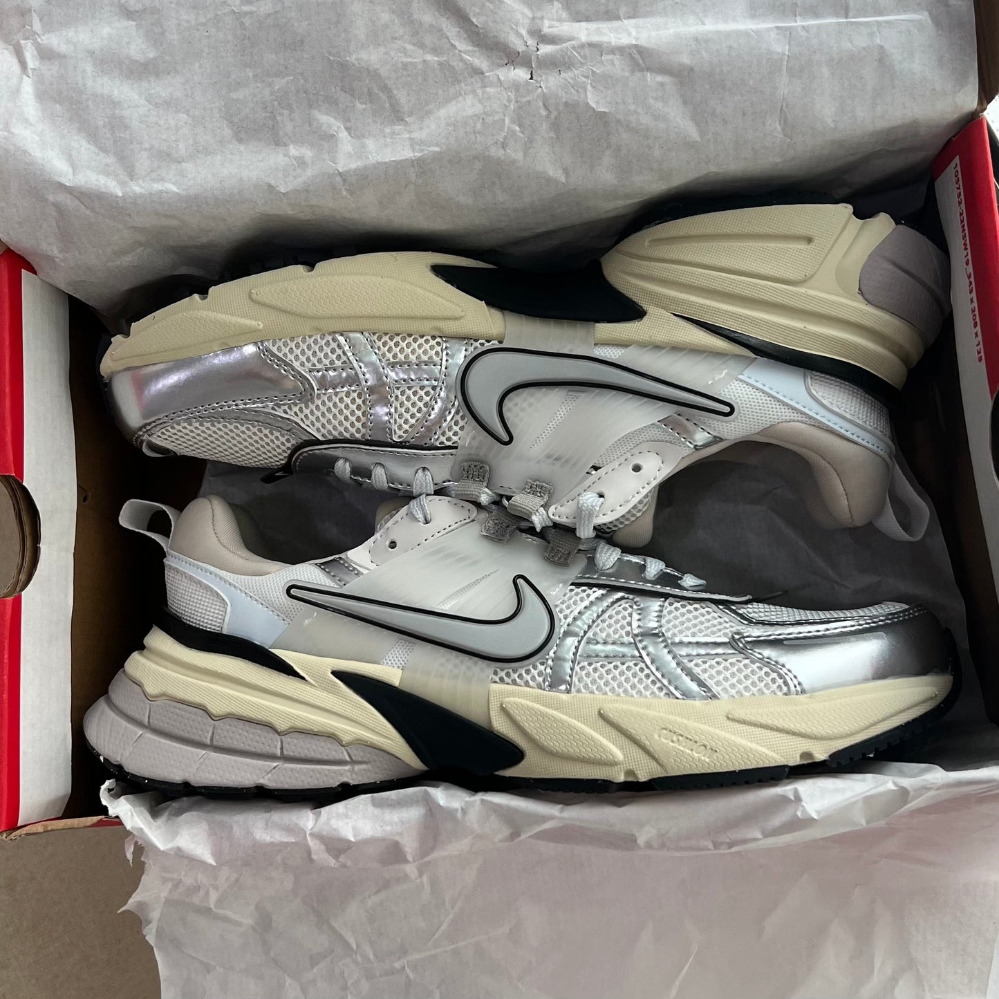 Nike V2K Run “Metallic Silver” (Master Quality)