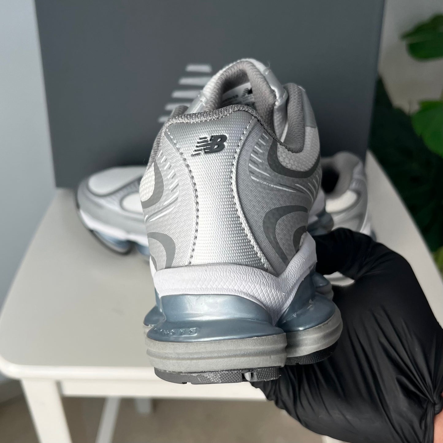New Balance ABZORB 2000 “White Grey”