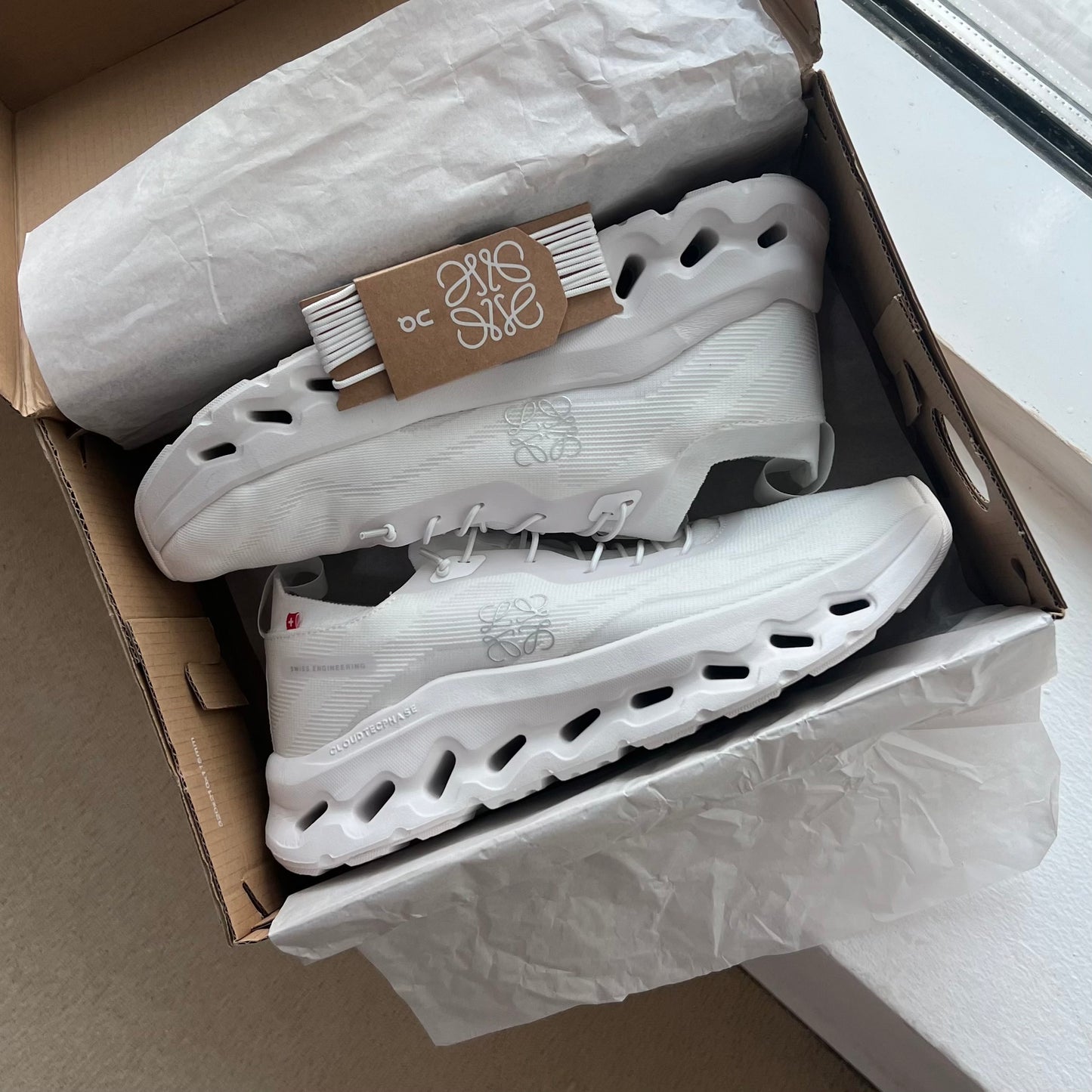 On Running Cloudtilt x Loewe “All White” (MASTER QUALITY)