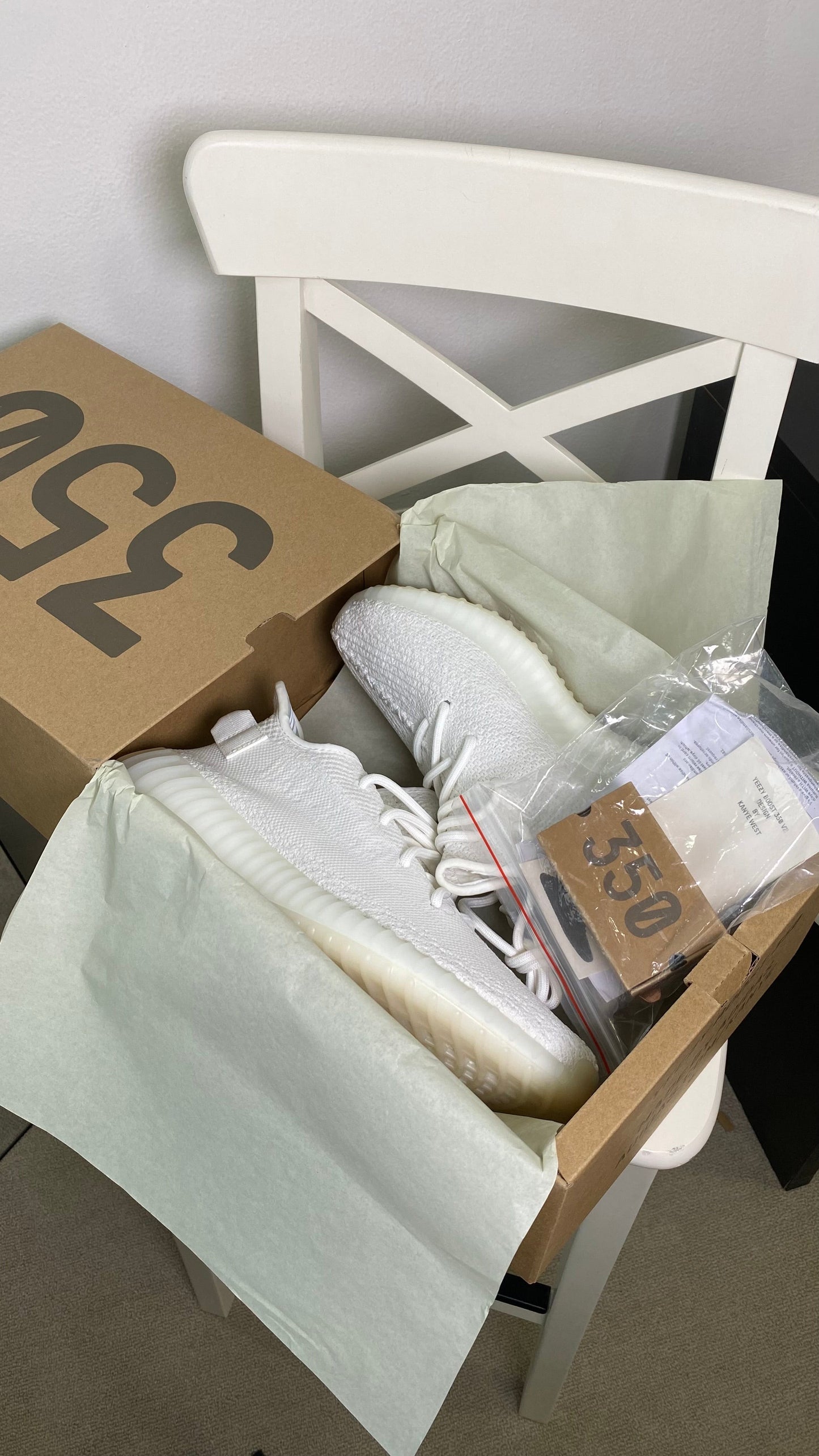 Adidas Yeezy 350 “Triple White” (Master Quality)