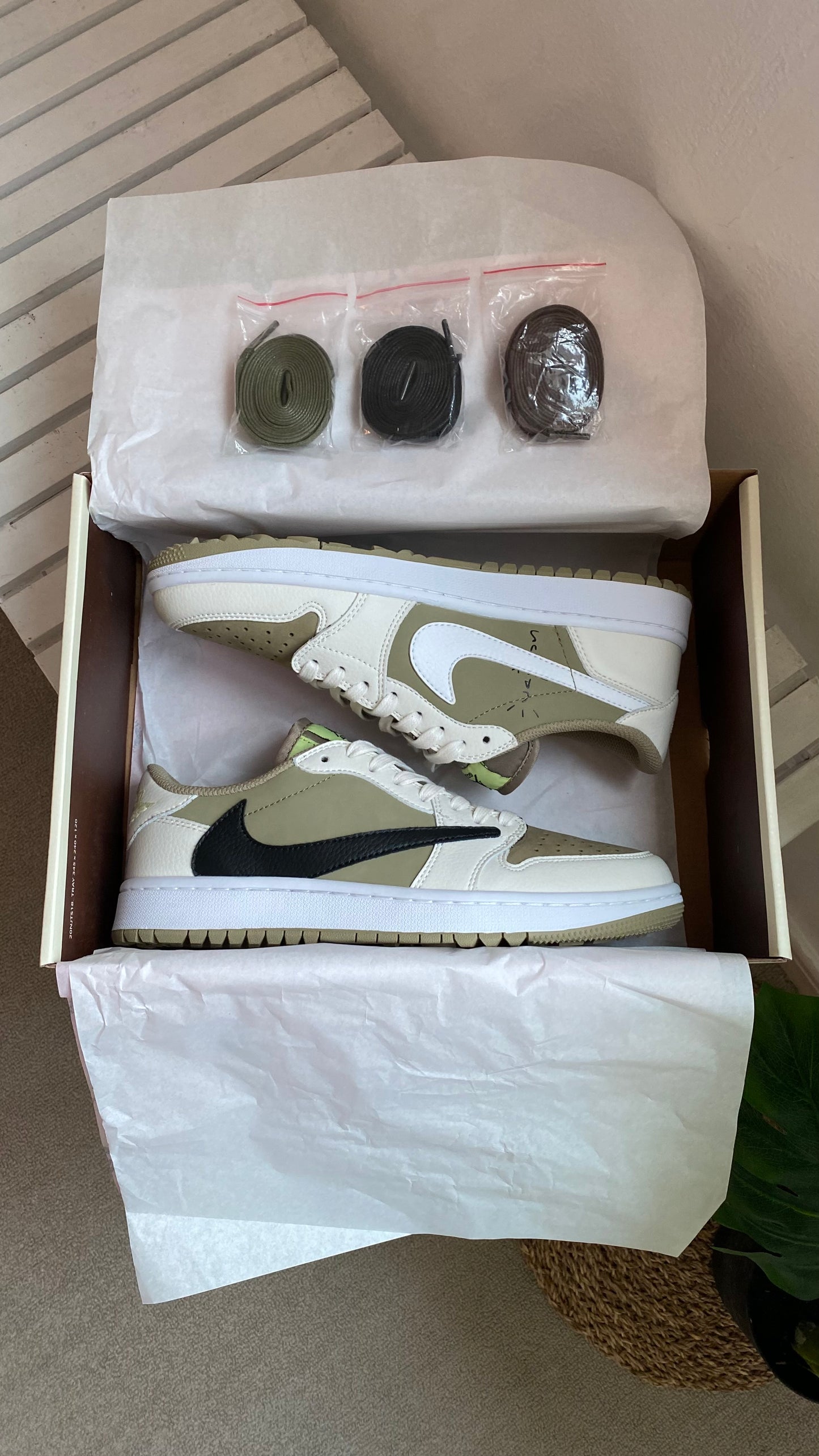 Travis Scott x Jordan 1 Low Golf “Neutral Olive” (Master Quality)