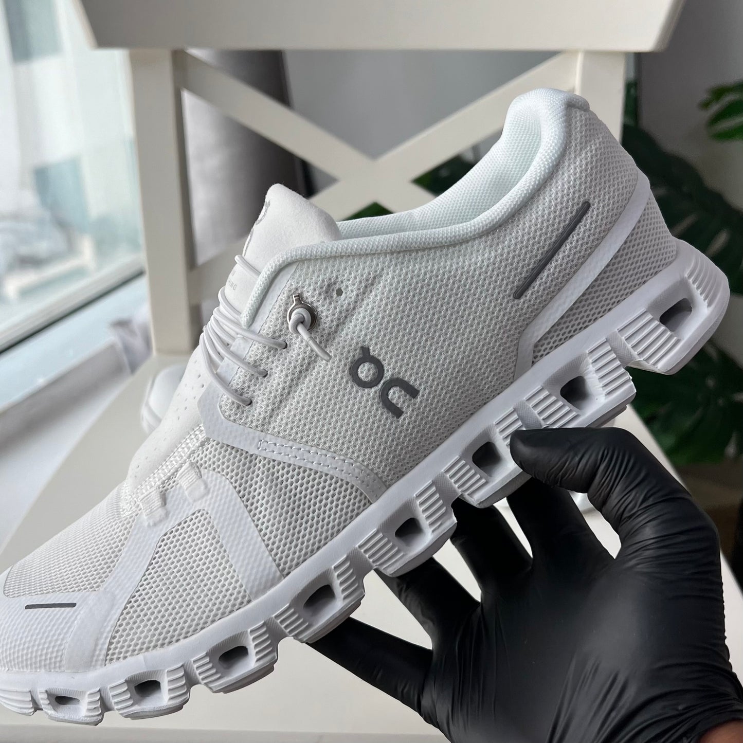 On Running Cloud 5 “White” (MASTER QUALITY)