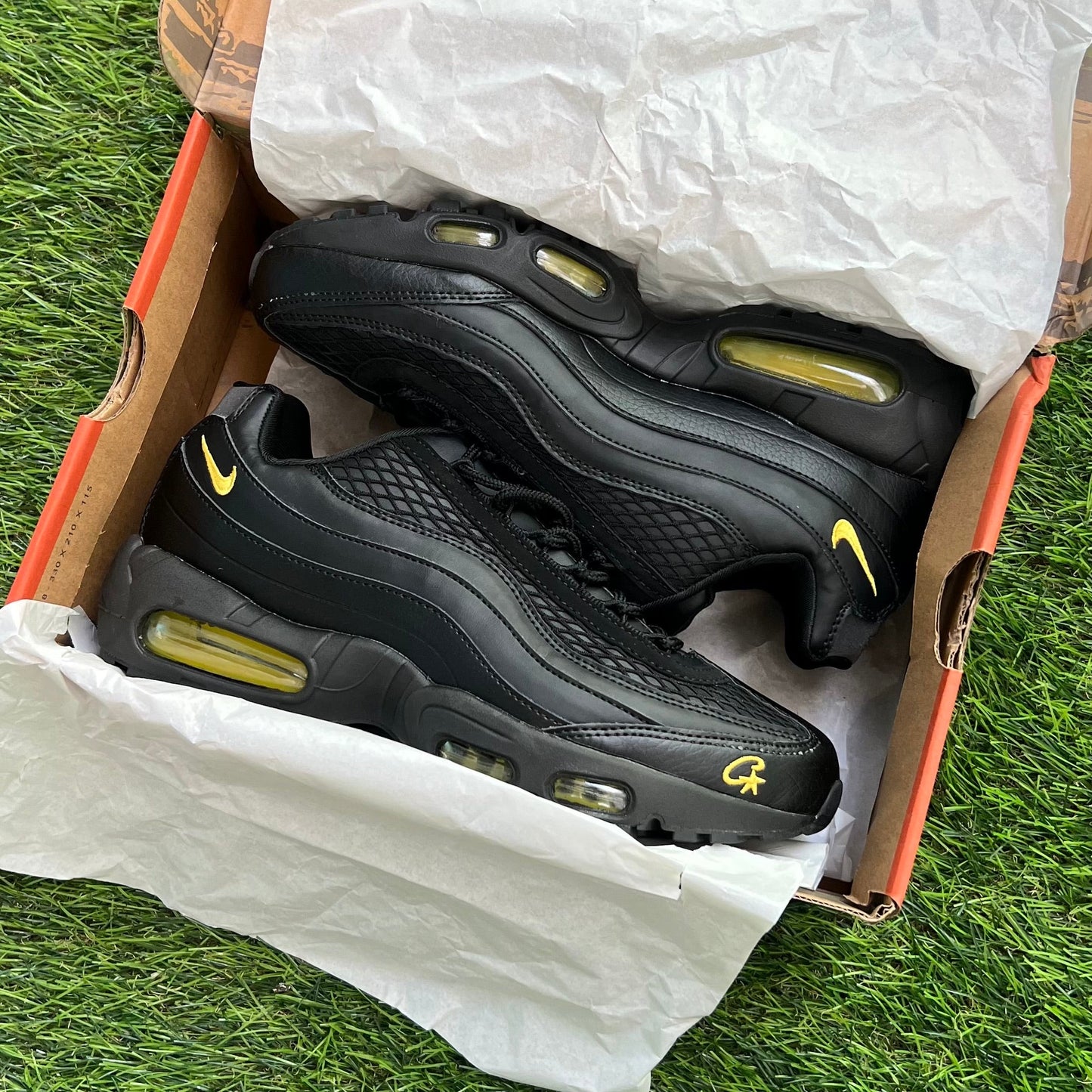 Corteiz x Nike Air Max 95 SP “Black Tour Yellow” (Master Quality)